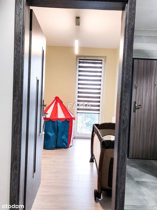 Centrum, teren zamknięty, 3-pok., 50 m2, miejsce p