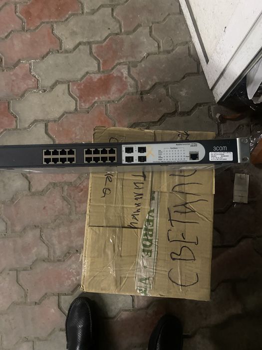 Комутатори  світчи 3СOM SUPERSTACK III 3300 (24 PORT)
