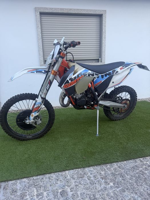 KTM EXC 125 SIX DAYS matriculada