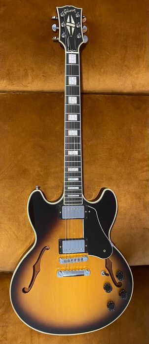 GIBSON Midtown Custom - sunburst