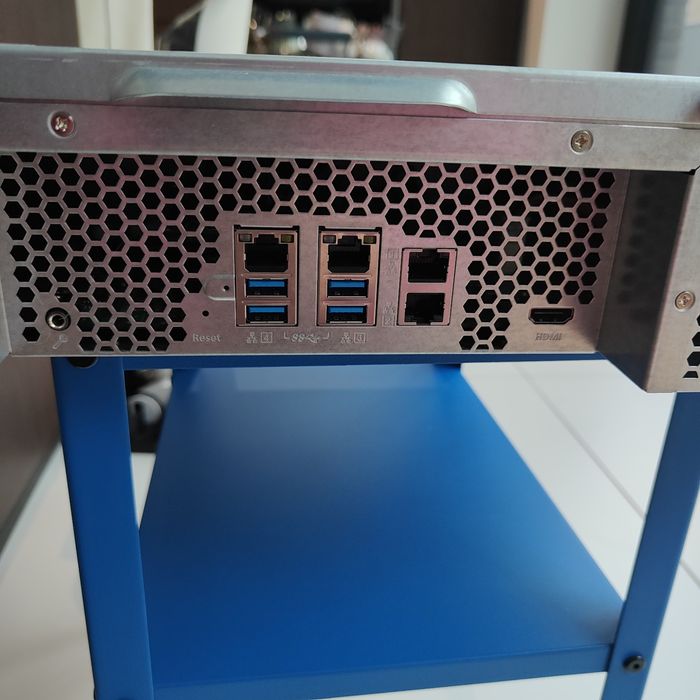 QNAP TS-853U rac 8 GB