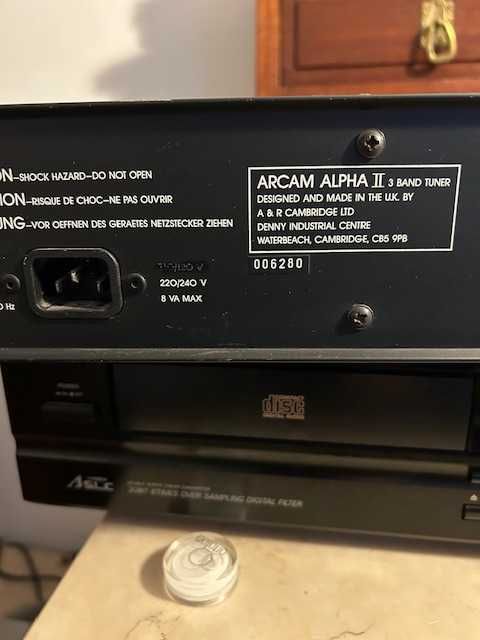 Sintonizador, tuner analógico Arcam Alpha II