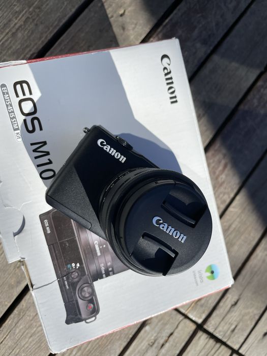 Aparat Bezlusterkowy Canon Eos M10 ef-m 15-45mm IS STM karton prezent