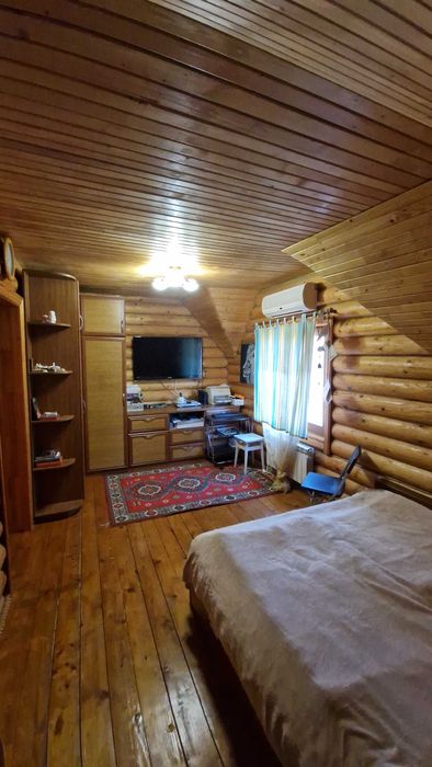 Продається будинок с. Віта-Почтова  12 км від метро Теремки