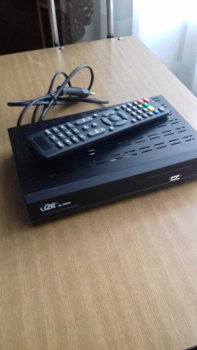 Тюнер для супутникова ТБ u2c s+maxi