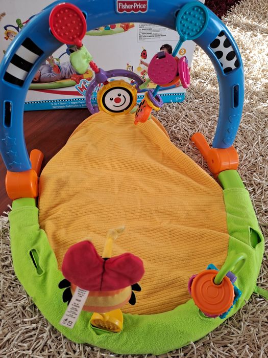 Ginásio de atividades para bebé
