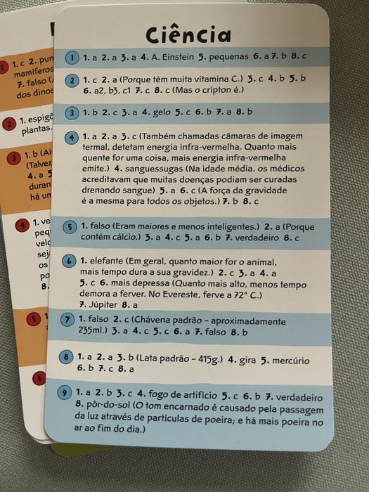 Jogo de tabuleiro Caixa de Desafios