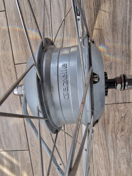 Koło z silnikiem do roweru elektrycznego Gazelle