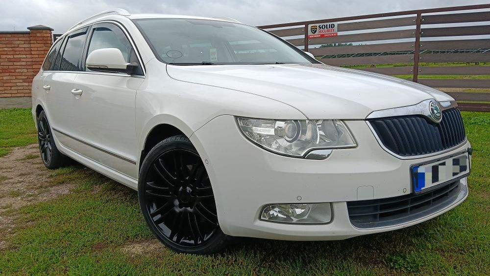 Skoda suberb 2012//2.0 disel 4x4