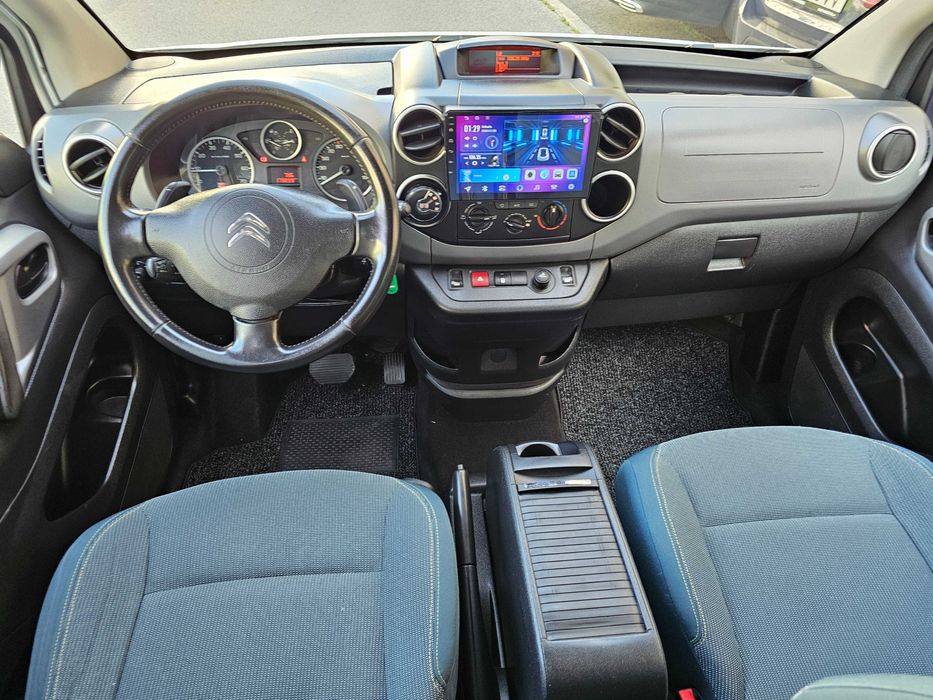 Berlingo 1.6 HDI Com Rampa Para Cadeira Rodas / Mobilidade Reduzida