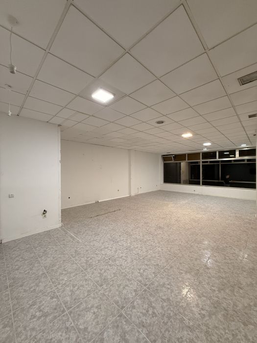 Espaço Comercial para venda em Gaia