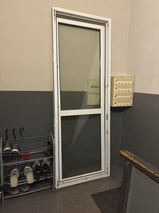 Drzwi balkonowe 90x245