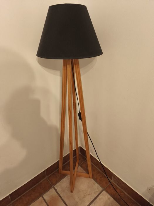 Candeeiro sala de pé