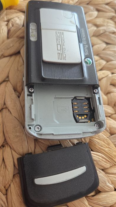 Sony Ericsson k750i PL bez simloka OPIS