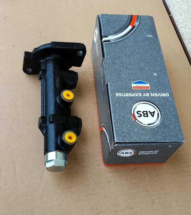 Цилиндр • главный тормозной • ВАЗ 2110 • ABS