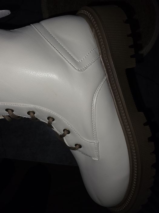 Зимові черевички 40р (26,2 см.). НОВІ!