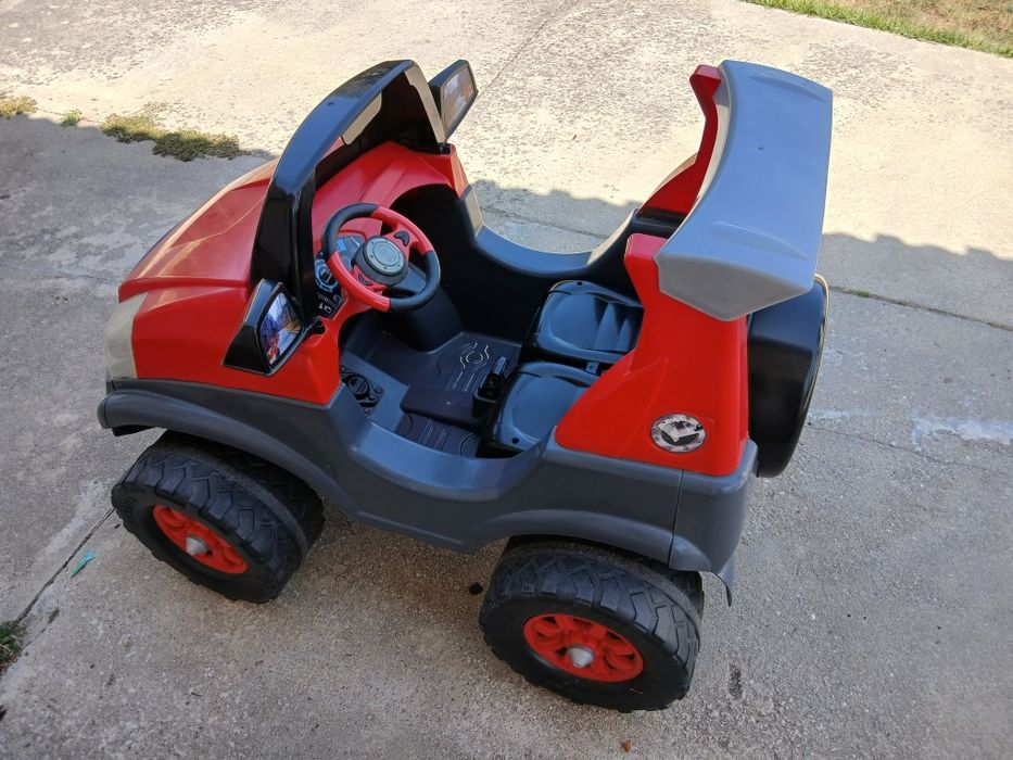 Vendo carro a bateria FEBER conforme fotos. A funcionar!