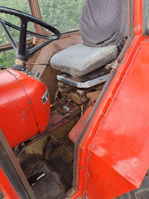 Ciągnik Zetor 4718