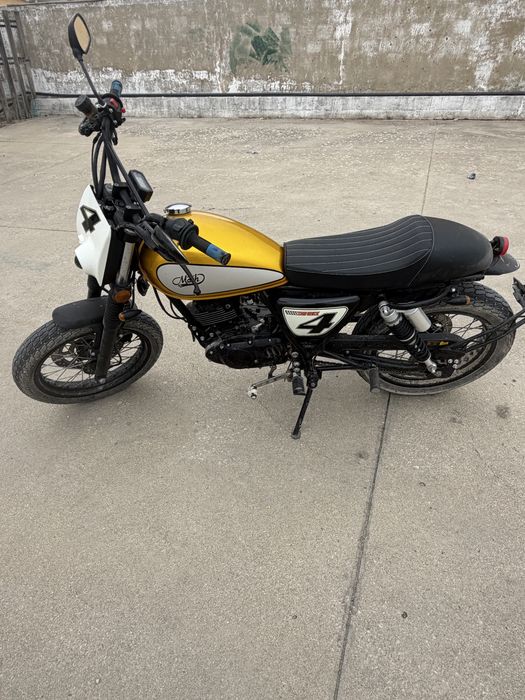 Mash Dirt Track 125cc – Apenas 7.021km