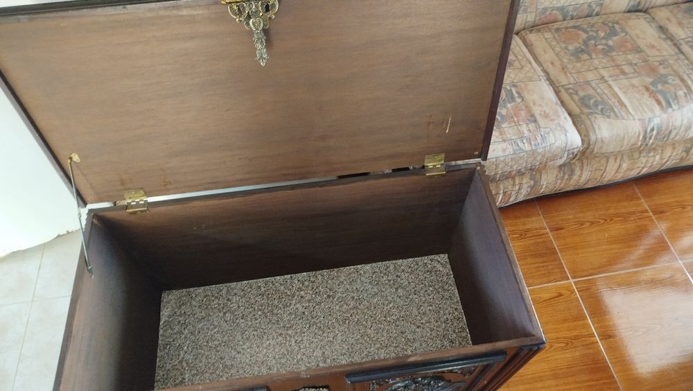 Arca/mala de madeira antiga