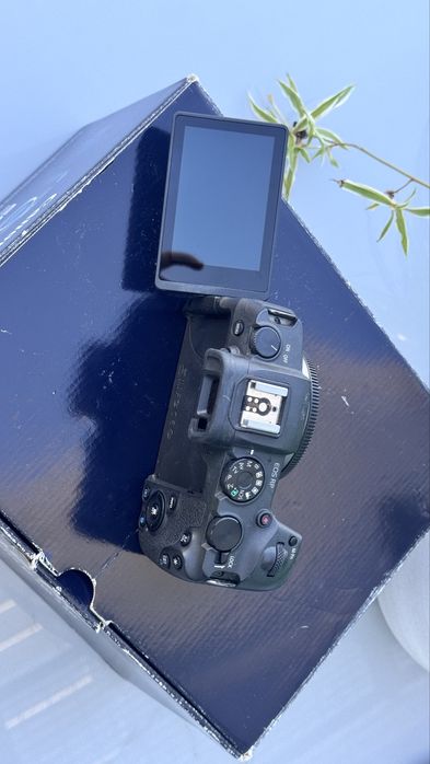 Canon RP (corpo) | Como Nova, na Caixa Original