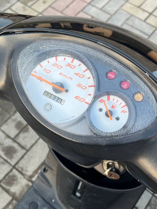 Продам Yamaha sa39zr