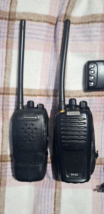 Рація ТРАНСПОРТ РН-02 — професійна портативна радіостанція VHF (136-17