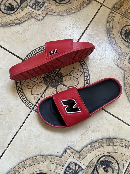 Шлепанцы тапочки шлепки тапки UNISEX унисекс NEW BALANCE 200