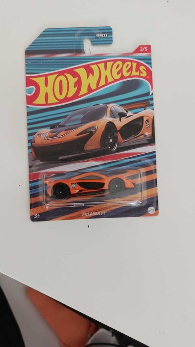 Hot Wheels McLaren P1 2/5