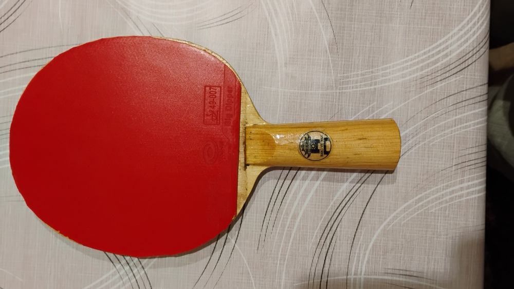 Продам ракетку сборную