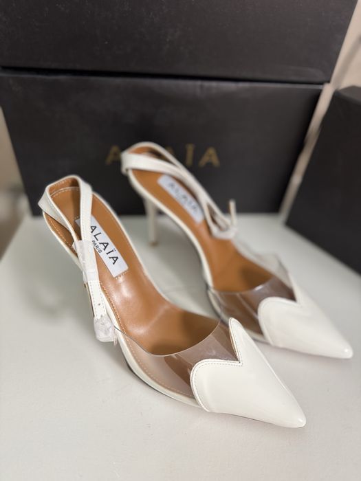 Білі туфлі Alaïa Paris 37,38,40,41