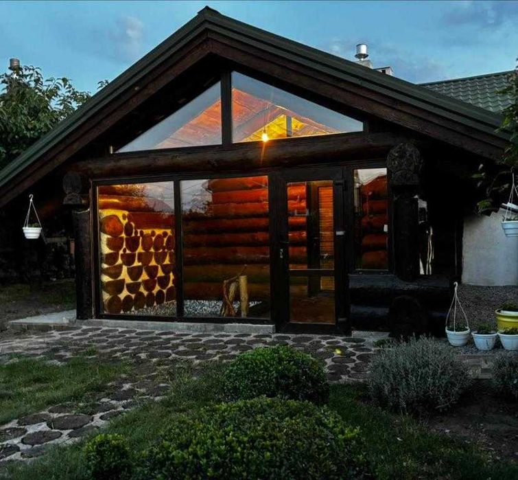 Будинок подобово.Баня на дровах басейн.Гатне біля метро Теремки