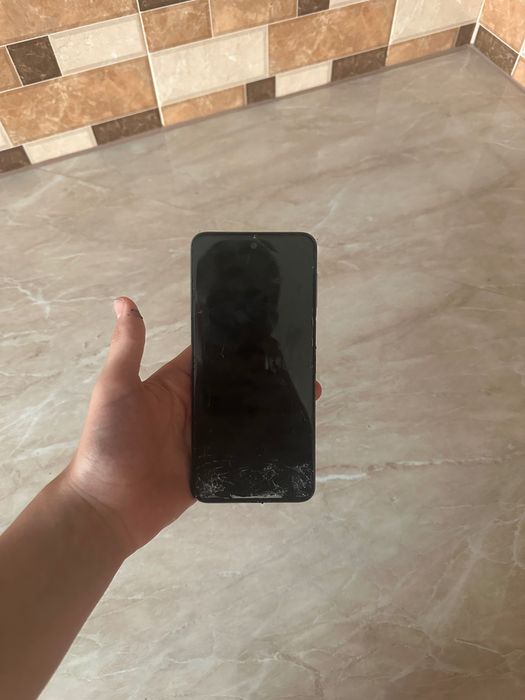Продам Redmi note 9 pro на запчастини 6/128