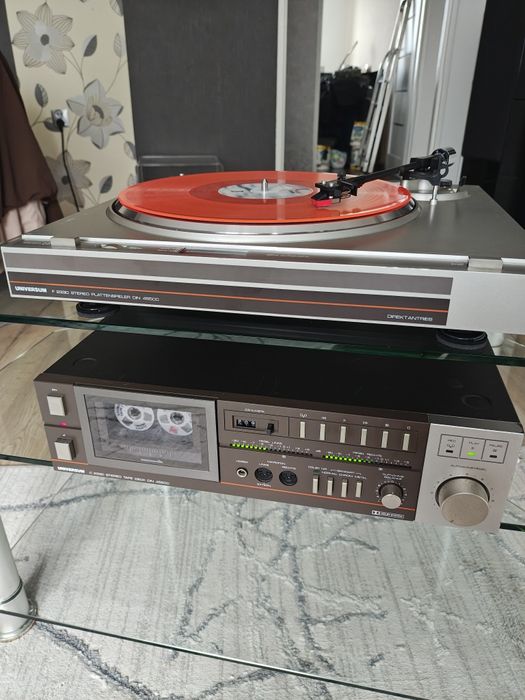 Gramofon plus magnetofon kasetowy Universum F 2330 i C2330 Vintage 86r sprawne