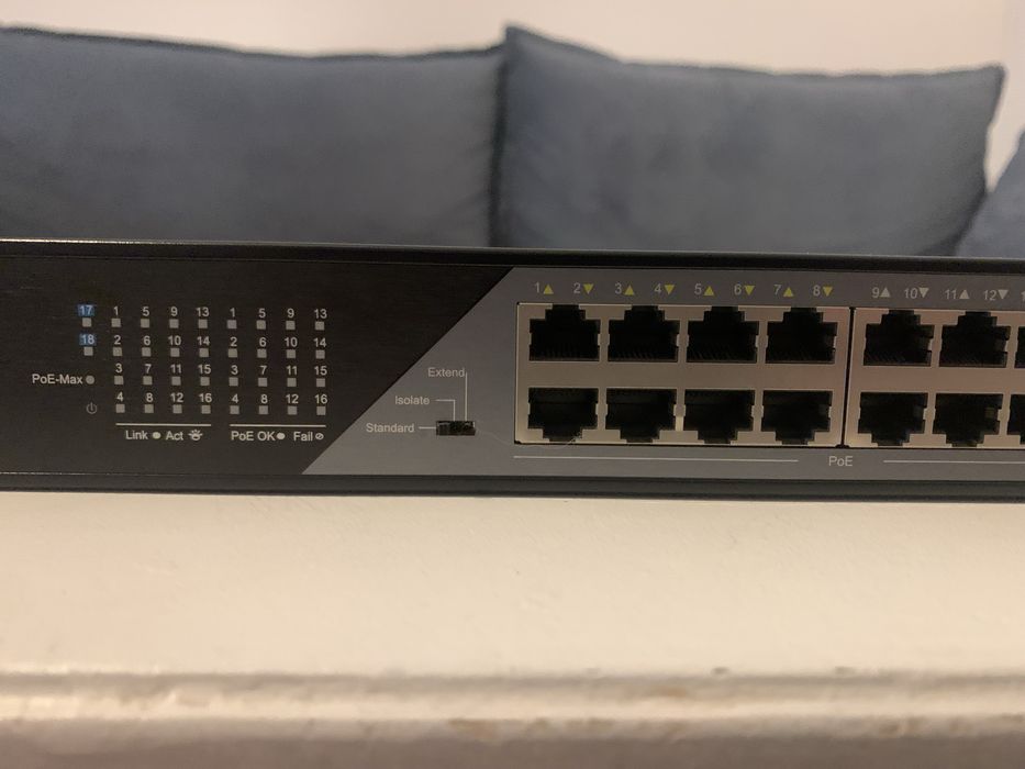 Przełącznik sieciowy switch D-Link POE 18 portów