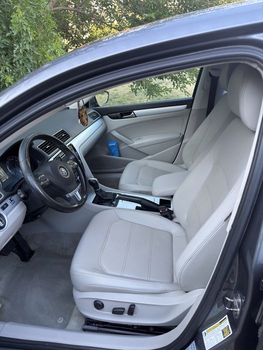 Volkswagen Passat b7 2011г 2л tdi