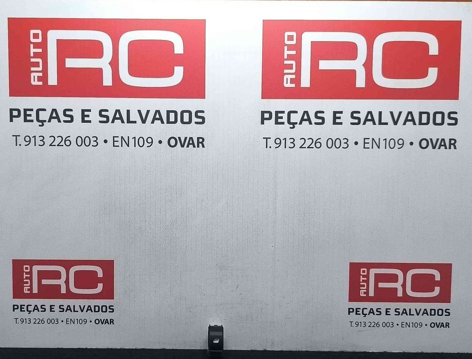 Comando / Botão / Interruptor Vidros Trás Direito 98044803ZD - PEUGEOT 3008 II SUV