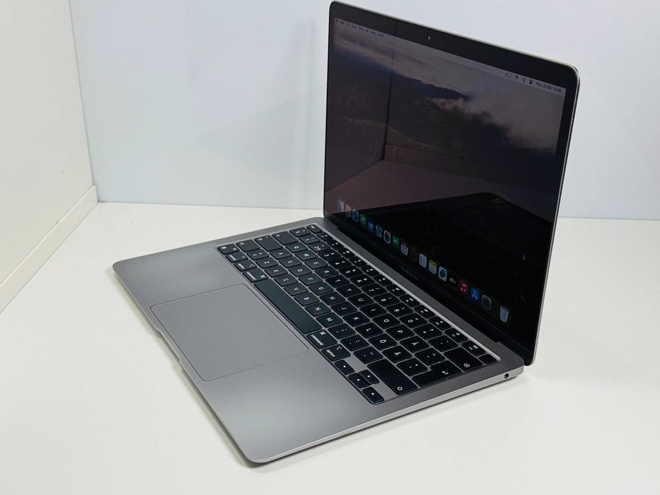 MacBook Air 13 2020 M1 85% Kondycji 8GB RAM 256GB SSD