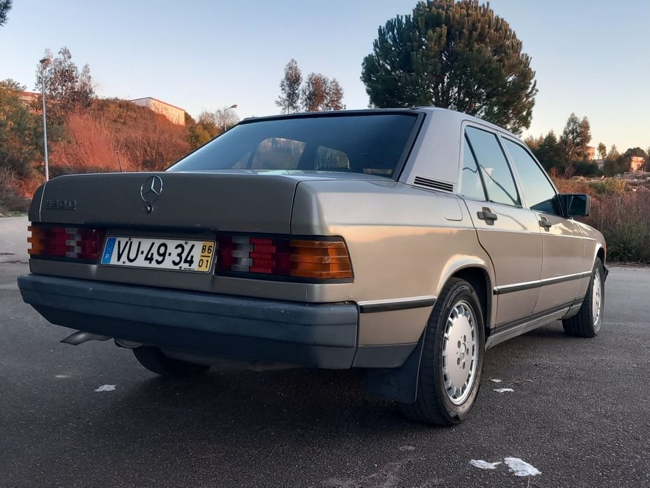 Mercedes Benz  190 2.5D foto 2