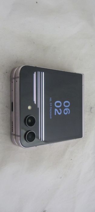 На запчасти Samsung Galaxy Flip5 8/256GB SM-F731B