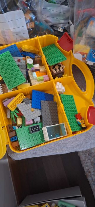 Grande quantidade Legos variados