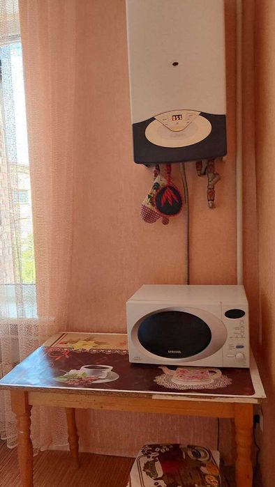 Продам 3х сталинку в центре с автономным отоплением