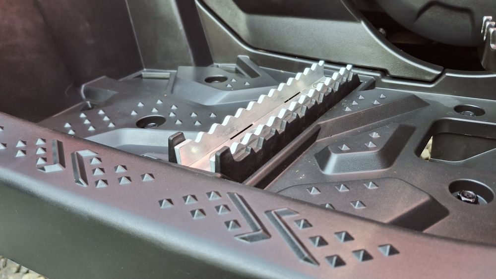 Podesty podnóżki aluminiowe Loncin Xwolf 550 4 szt