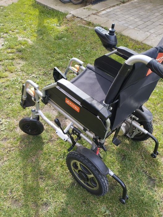Wózek inwalidzki elektryczny