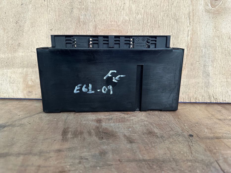 Módulo KGM E6X Low 26 D-CAN BMW E60 E61 LCI 520 530D 61359.186170 . 01