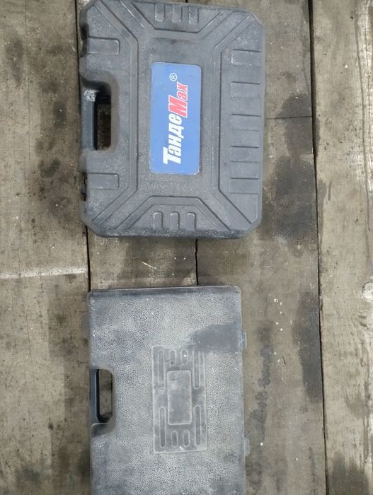 Продам Шуруповёрт бу