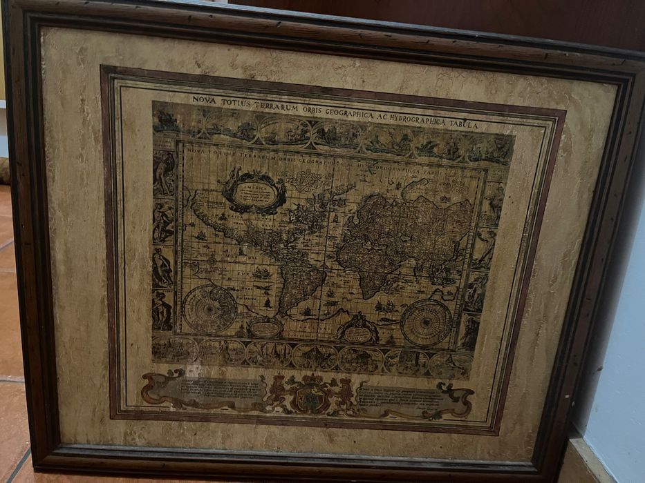 Quadros mão de Deus mapa mundo