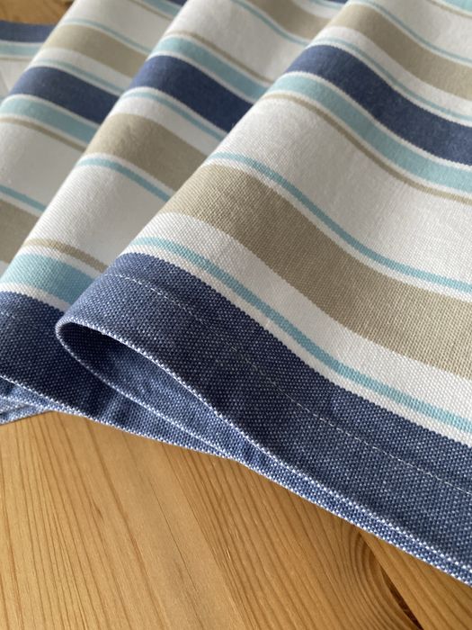 Serwetki na stół / 4 szt.