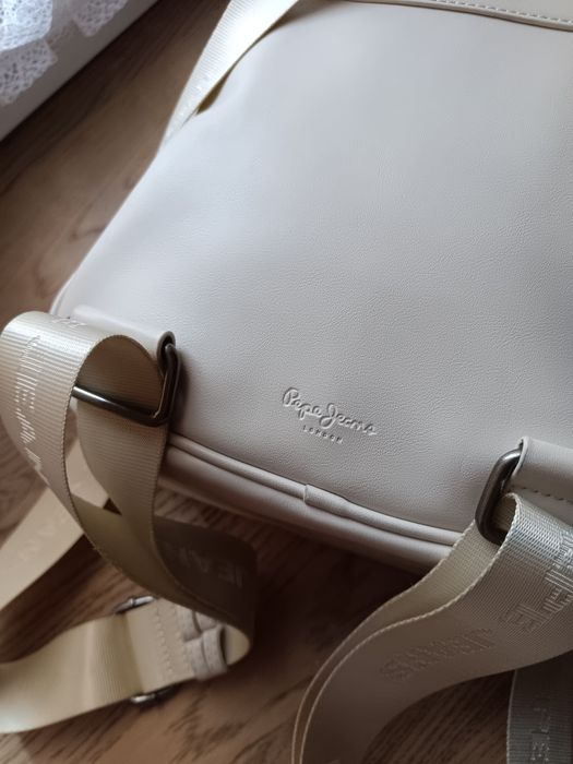 Рюкзак бежевий Pepe jeans