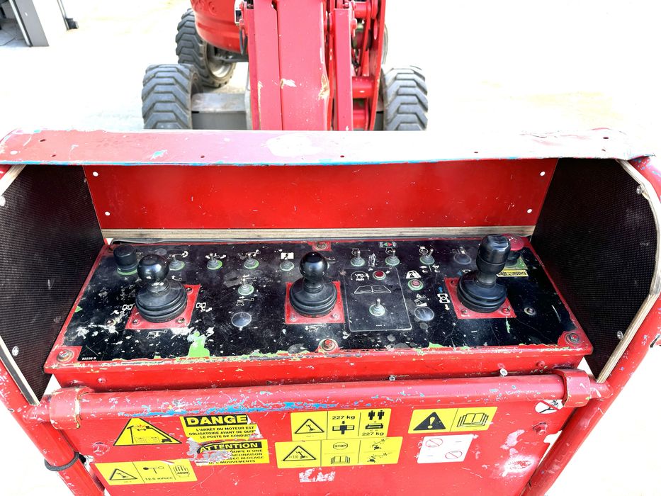 wynajem zwyżka podnośnik nożycowy koszowy przegubowy